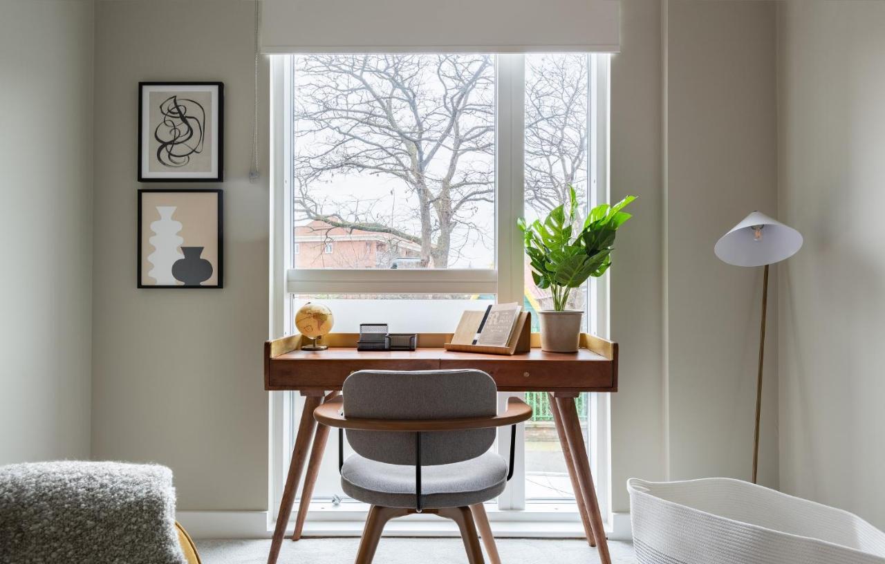 The Hoxton Docks - Modern & Bright 1bdr Flat With Study & Balcony Apartament Londra